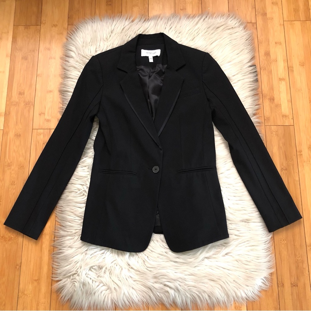 Derek Lam 10 Crosby Black Fitted Pleated Satin Trim Single Button Blazer size 4